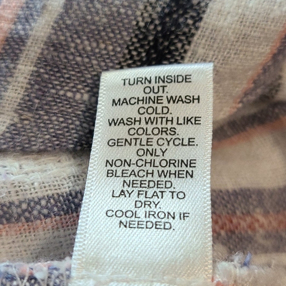 Cato Sportswear Button Up, V-Neck Tunic Spring Awake-Ivory Breeze (22/24) NWT - Picture 13 of 13